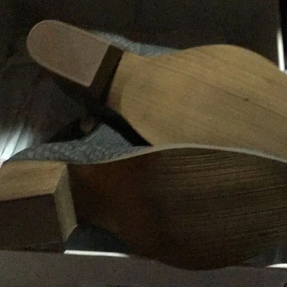 Not Rated Tarim Ankle Bootie 7M Charcoal Snake New - Picture 10 of 10